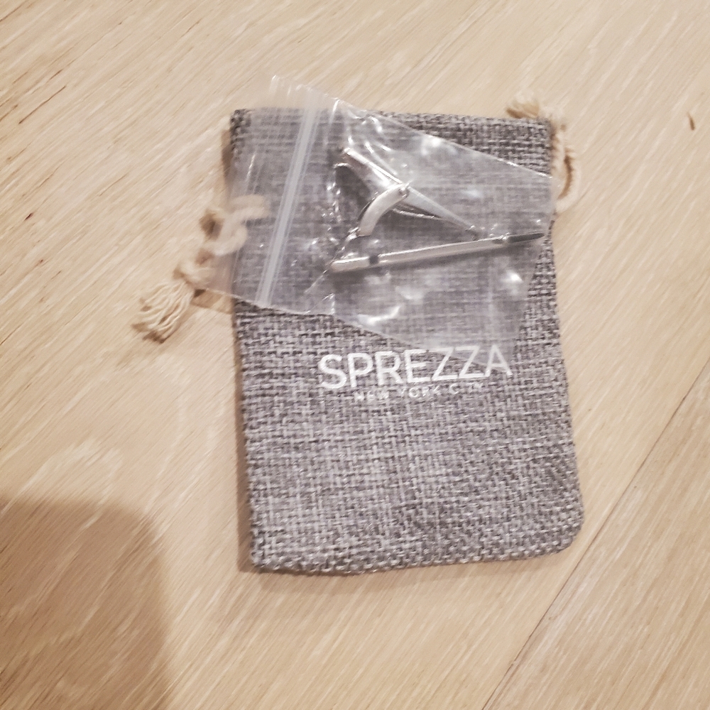 NWOT Silver Arrow Tie Clip - Picture 5 of 5